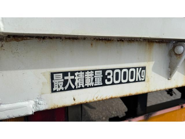 アトラストラック 　５．０ディーゼル　キャリアカー　積載車　積載３．０ｔ　ウィンチ　リモコン　いすゞエンジン　ＥＴＣ　車検Ｒ８年７月（15枚目）