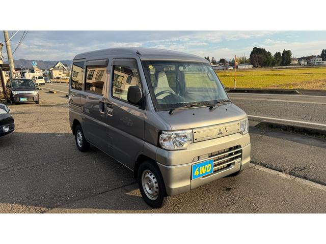 ミニキャブバン CD ハイルーフ 4WD AT ETC キーレスキー 両側スライドドア 車検2年間(3枚目)