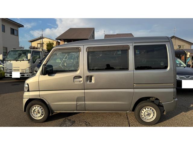 ミニキャブバン CD ハイルーフ 4WD AT ETC キーレスキー 両側スライドドア 車検2年間(8枚目)