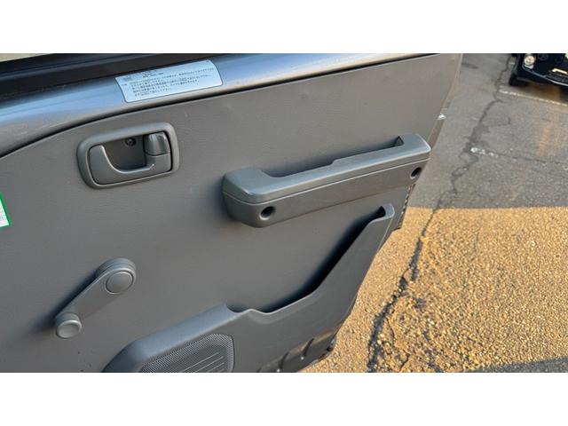 ミニキャブバン CD ハイルーフ 4WD AT ETC キーレスキー 両側スライドドア 車検2年間(24枚目)