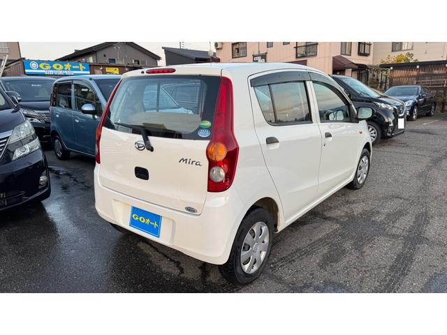 ミラ Xスペシャル 4WD 5速マニュアル 5.3万km キーレスキー 寒冷地仕様 車検2年間(5枚目)