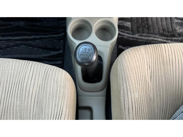 ミラ Xスペシャル 4WD 5速マニュアル 5.3万km キーレスキー 寒冷地仕様 車検2年間(17枚目)