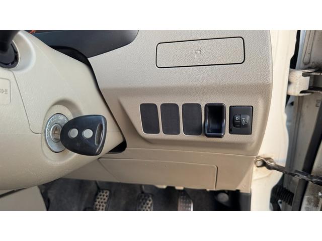 ミラ Xスペシャル 4WD 5速マニュアル 5.3万km キーレスキー 寒冷地仕様 車検2年間(19枚目)