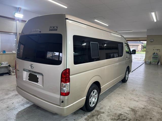 ハイエースバン フジ キャンピングカー FOCS 8人 37kmオド 4WD(6枚目)