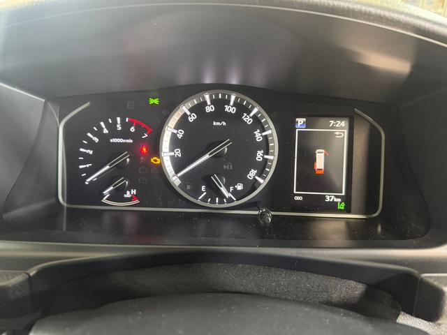 ハイエースバン フジ キャンピングカー FOCS 8人 37kmオド 4WD(13枚目)