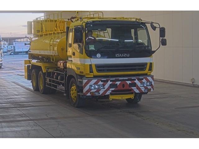 ギガ 散水車 10000KG積載量(5枚目)