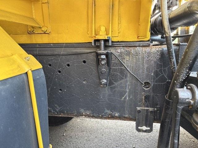 ギガ 散水車 10000KG積載量(6枚目)