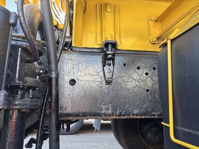 ギガ 散水車 10000KG積載量(12枚目)