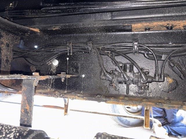 ギガ 散水車 10000KG積載量(14枚目)