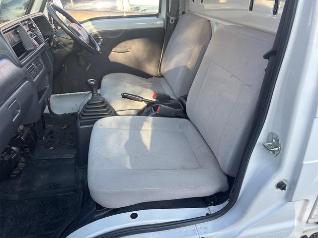 サンバートラック 営農　４ＷＤ　エアコン　パワステ　マッドタイヤ＆アルミ　ＬＥＤライト　ＥＴＣ　車検令和８年１２月（13枚目）