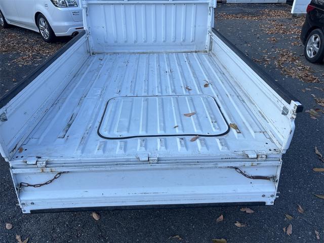 サンバートラック 営農　４ＷＤ　エアコン　パワステ　マッドタイヤ＆アルミ　ＬＥＤライト　ＥＴＣ　車検令和８年１２月（17枚目）