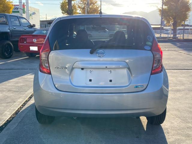 ノート Ｘ　カーナビ　バックモニター　ＥＴＣ　前後２カメラドライブレコーダー　禁煙車（14枚目）