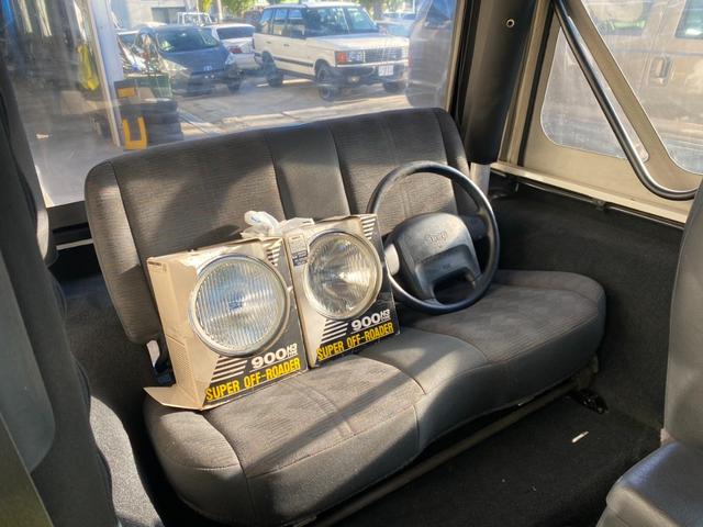 ジープ・ラングラー スポーツ 4000cc 5MT エアコン パワステ 純正オーディオ カスタム車両 プロコンプ ウォーン ダブルカルダン(37枚目)