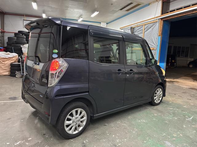 デイズルークス ハイウェイスター　Ｘ　Ｖセレクション＋セーフティＩＩ　左オートスライドドア・プッシュスタート・ＨＩＤ（8枚目）