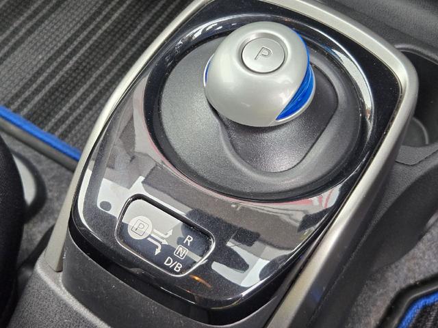 ノート e-パワー X 純正ナビ フルセグ アラウンドビューモニター 衝突軽減システム スマートルームミラー クリアランスソナー Bluetooth CD/DVD LED ドライブレコーダー オートライト オートエアコン(26枚目)