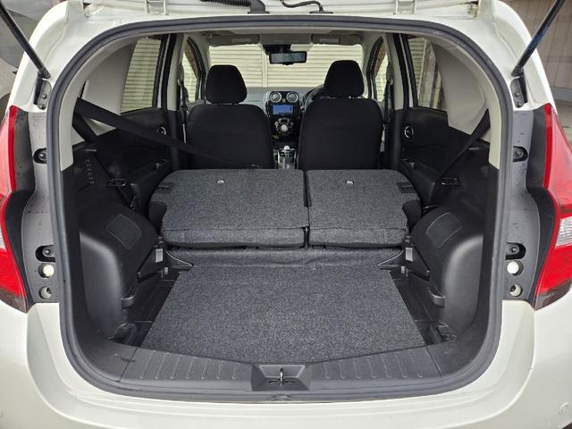 ノート ｅ－パワー　Ｘ　シーギア　社外ナビ　全周囲カメラ　デジタルインナーミラー　衝突軽減装置　ＥＴＣ　ＬＥＤヘッド　車線逸脱警報　クリアランスソナー　オートライト　スマートキー　Ｂｌｕｅｔｏｏｔｈ　純正１５インチアルミ（11枚目）