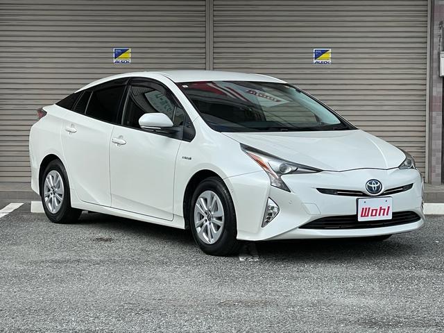 プリウス Sセーフティプラス ワンオーナー アルパインナビ 地デジ バックカメラ BluetoothAudio CD/DVD再生 HDMI HUD ステアリングヒーター LEDヘッドライト(6枚目)