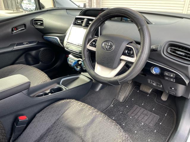 プリウス Sセーフティプラス ワンオーナー アルパインナビ 地デジ バックカメラ BluetoothAudio CD/DVD再生 HDMI HUD ステアリングヒーター LEDヘッドライト(10枚目)