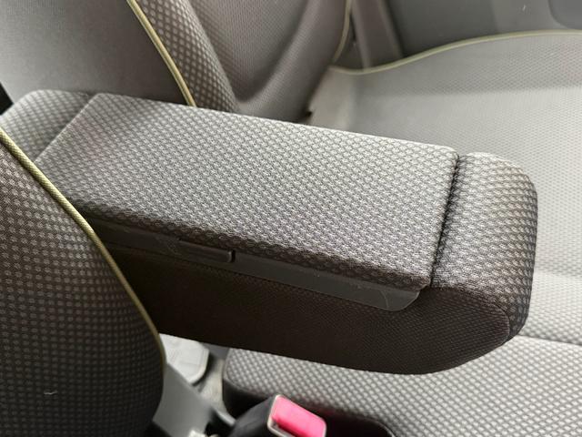 ハスラー Jスタイル ホワイトルーフ レーダーブレーキサポート 社外ナビ Bカメラ 地デジ BluetoothAudio CD/DVD再生 スマートキー プッシュスタート アイドリングストップ シートヒーター(39枚目)