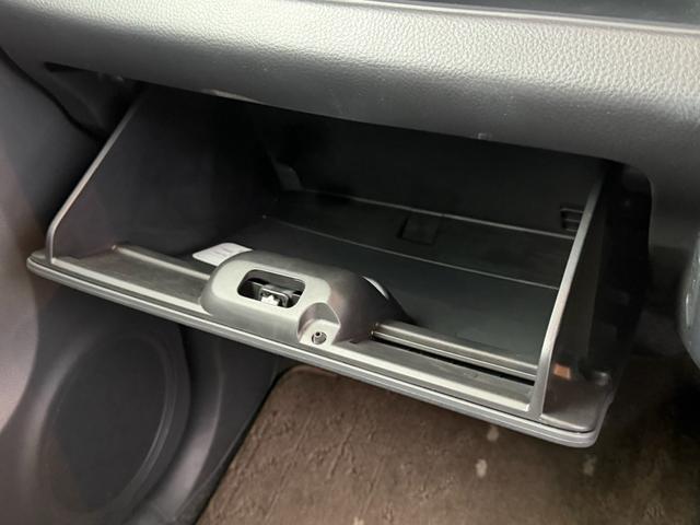 モコ S アイドリングストップ ワンオーナー アイドリングストップ ポータブルナビ ワンセグTV Bカメラ 純正CDオーディオ スマートキー プッシュスタート ベンチシート(30枚目)