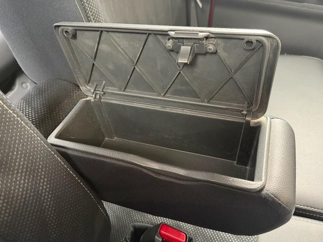 タント カスタムRS トップエディションSAII ICターボ スマートアシスト 両側パワースライド アイドリングストップ 純正8インチナビ Bカメラ DTV BluetoothAudio CD/DVD再生 スマートキー プッシュスタート(47枚目)