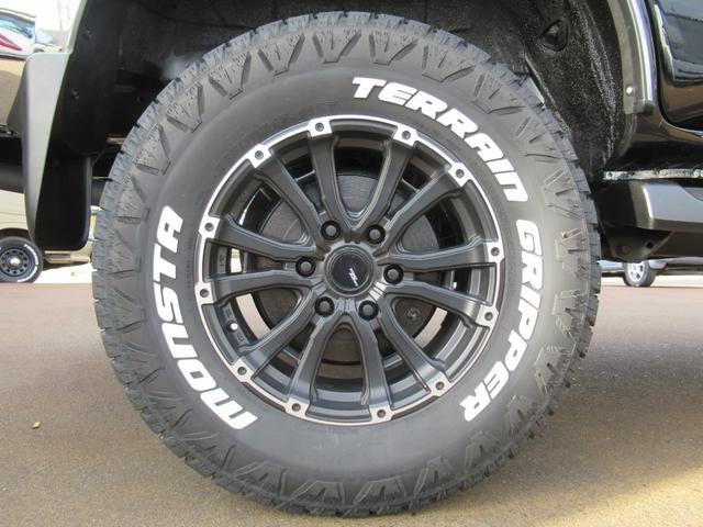 ハイラックスサーフ SSR-V ブラックナビゲーター 特別仕様車 ナロー仕様 NARDIウッドハンドル TOYOTAグリル 社外17インチAW ホワイトレター ETC キーレス(16枚目)