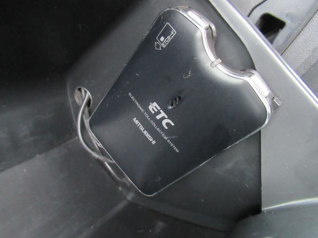 ハイエースバン ロングスーパーGL 4WD 2/5人乗 ディーゼルターボ 4型フェイス&テール インジェクター交換済 社外15インチAW ホワイトレター Bカメラ ETC キーレス(21枚目)