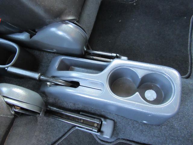 ジムニー クロスアドベンチャーXC 特別仕様車 4WD ターボ 純正16インチAW シートヒーター SDナビ バニティミラー レベライザー(21枚目)