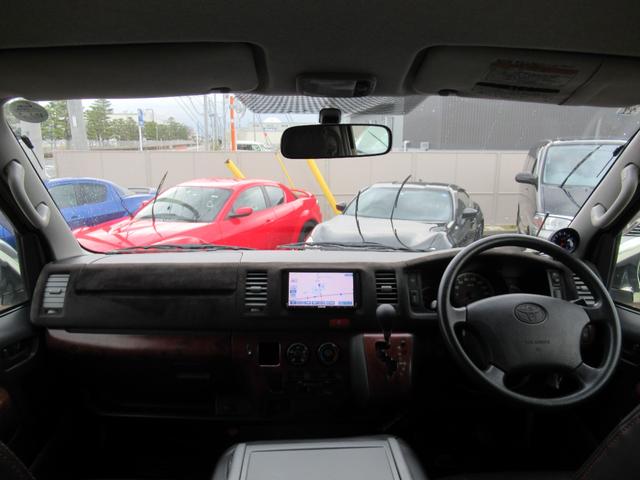 ハイエースバン ロングDX 4WD ディーゼルターボ NOx・PM法適合車 寒冷地仕様 3/6人乗 ベンチシート 社外15インチAW ホワイトレター 後席モニター バックカメラ ETC レベライザー(17枚目)