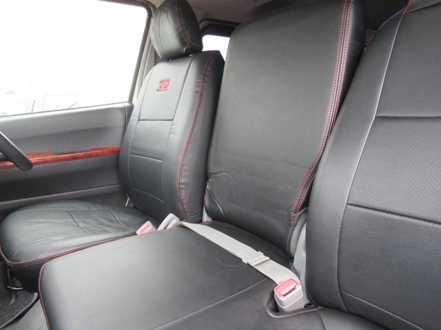 ハイエースバン ロングDX 4WD ディーゼルターボ NOx・PM法適合車 寒冷地仕様 3/6人乗 ベンチシート 社外15インチAW ホワイトレター 後席モニター バックカメラ ETC レベライザー(20枚目)