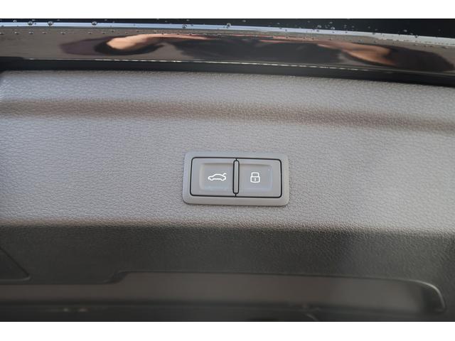 Q3スポーツバック 35TDIクワトロ Sライン アシスタンスパッケージ スマートフォンインターフェース ベーシックパッケージ ワイヤレスチャージング(9枚目)