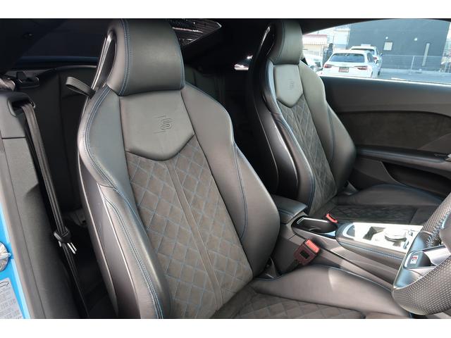 TTクーペ 45TFSIクワトロ アルカンターラ/レザー S ロゴ コンフォートパッケージ プライバシーガラス マトリクスLEDヘッドライト 電動調整機能(10枚目)