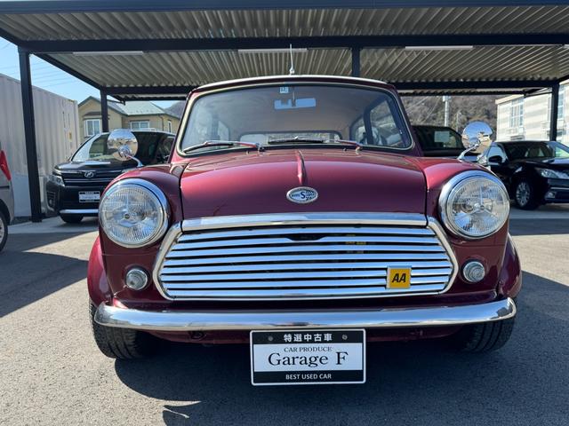 ＭＩＮＩ 　ハヤシレーシング１０インチ　左ハンドル　センターマフラー　センターメーター　１０００ｃｃ　エアクリ　６５Ｄ純正デスビ　６５Ｄルーカスデスキャップ　６５Ｄデスローター　ゴールドコイル（3枚目）