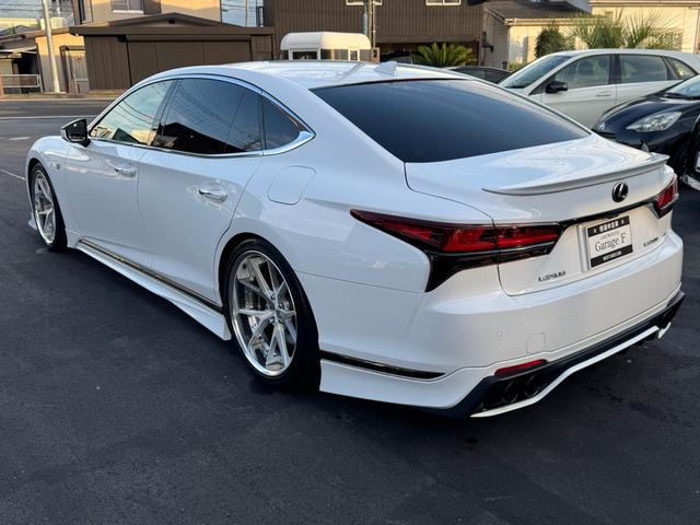 ＬＳ ＬＳ５００　Ｆスポーツ　ダイナミクスパッケージ　マークレビンソン　後期仕様純正パーツ使用　ＴＲＤフルエアロ　ハイパーフォージド２１インチ　ローダウン　ヘッドアップディスプレイ　サンルーフ　デジタルインナーミラー　４ＷＤ（10枚目）