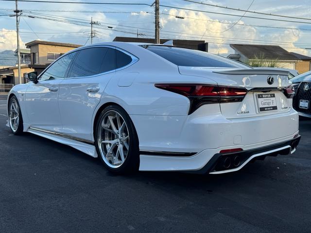 ＬＳ ＬＳ５００　Ｆスポーツ　ダイナミクスパッケージ　マークレビンソン　後期仕様純正パーツ使用　ＴＲＤフルエアロ　ハイパーフォージド２１インチ　ローダウン　ヘッドアップディスプレイ　サンルーフ　デジタルインナーミラー　４ＷＤ（11枚目）
