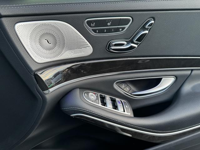 Sクラス S300h AMGライン S63後期仕様 社外カーボンフロント 社外カーボンバンパーダクト 22インチホイール アンビエントライト フロントゴーストフィルム ロワリングキット(20枚目)