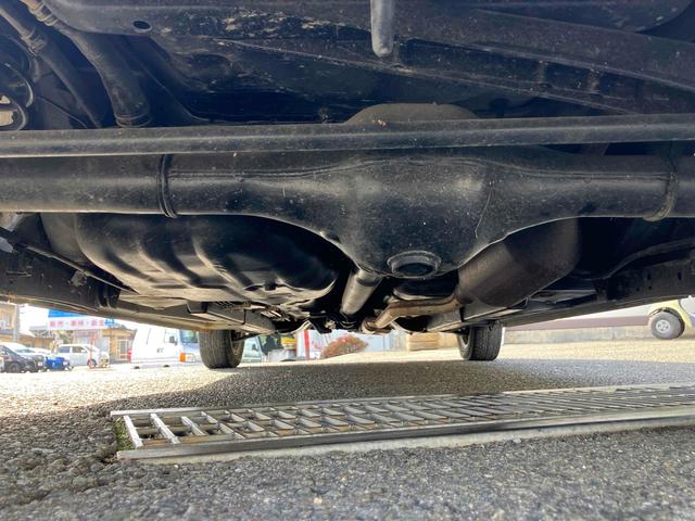 ミラ Ｌ　４ＷＤ　キーレスエントリー　ＭＴ　カセット　アルミホイール　衝突安全ボディ　エアコン　パワーステアリング　パワーウィンドウ　運転席エアバッグ（21枚目）