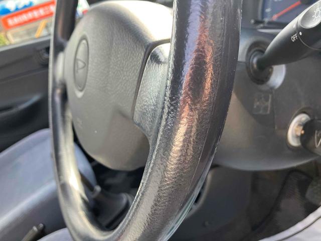 ミラ Ｌ　４ＷＤ　キーレスエントリー　ＭＴ　カセット　アルミホイール　衝突安全ボディ　エアコン　パワーステアリング　パワーウィンドウ　運転席エアバッグ（25枚目）