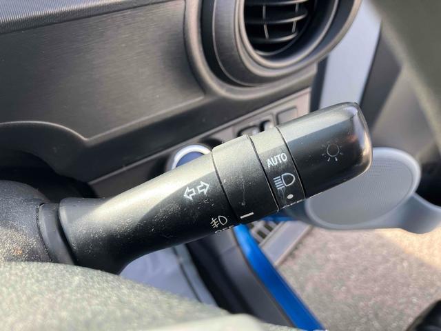 アクア Ｓ　ＥＴＣ　バックカメラ　ＴＶ　アルミホイール　オートライト　ヘッドライトウォッシャー　スマートキー　電動格納ミラー　シートヒーター　ＣＶＴ　衝突安全ボディ　ＡＢＳ　ＥＳＣ　ＣＤ　Ｂｌｕｅｔｏｏｔｈ（7枚目）