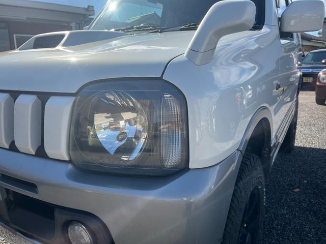 ジムニー ランドベンチャー MT車・ナビ・TV・Bluetoothオーディオ・ETC・パートタイム4WD 高低二段切替式 (後輪駆動ベース)・インタークーラーターボ・取説・メンテナンスノート(11枚目)