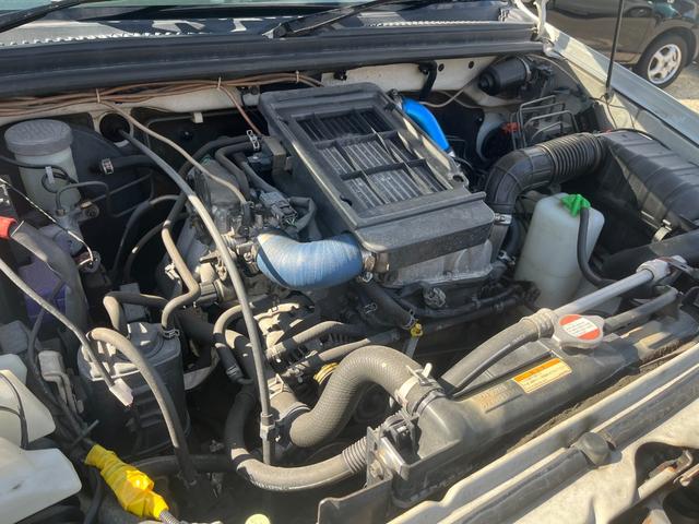 ジムニー ランドベンチャー MT車・ナビ・TV・Bluetoothオーディオ・ETC・パートタイム4WD 高低二段切替式 (後輪駆動ベース)・インタークーラーターボ・取説・メンテナンスノート(18枚目)