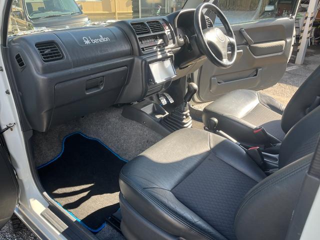 ジムニー ランドベンチャー MT車・ナビ・TV・Bluetoothオーディオ・ETC・パートタイム4WD 高低二段切替式 (後輪駆動ベース)・インタークーラーターボ・取説・メンテナンスノート(24枚目)