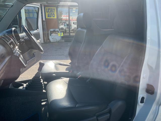 ジムニー ランドベンチャー MT車・ナビ・TV・Bluetoothオーディオ・ETC・パートタイム4WD 高低二段切替式 (後輪駆動ベース)・インタークーラーターボ・取説・メンテナンスノート(25枚目)