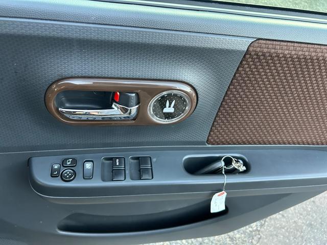 アルトラパン XL ナビ・TV・Bluetoothオーディオ・バックカメラ・ETC・4WD(29枚目)