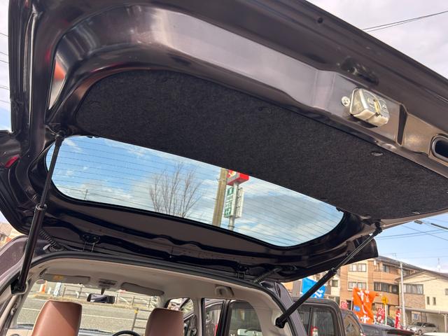 ワゴンＲ ＦＸ　４ＷＤ・シートカバー（27枚目）