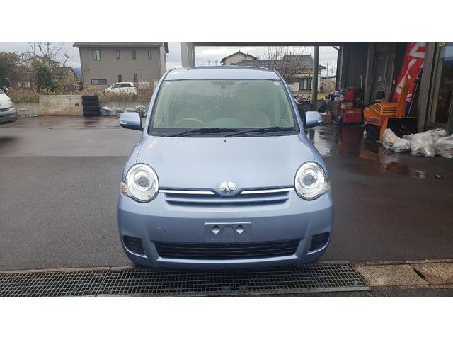 シエンタ Ｇ　４ＷＤ　７人乗り（2枚目）