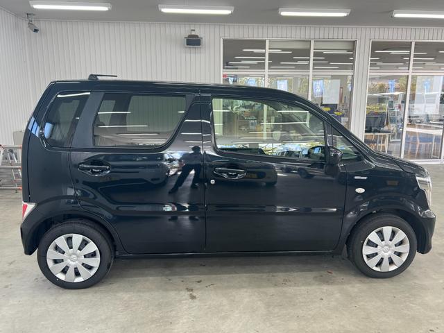 ワゴンR ハイブリッドFX-S/4WD/ディスプレイオーディオ/ ブルートゥース/USB/全方位カメラ/ヘッドアップディスプレイ/シートヒーター/レーダークルーズ/衝突軽減/Pスタート/スマートキー/オートエアコン/LEDオートライト/リースアップ/禁煙/新車保証書(17枚目)