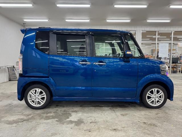 N-BOXカスタム G・Lパッケージ/下取直販車/23年製夏タイヤ/禁煙車 冬タイヤ付/片側自動スライドドア/純正7インチナビ/ワンセグ/ETC/バックカメラ/LEDライト/CD/DVD/オートライト/保証・取説あり/スペアキー/リアスポイラー/フォグランプ(6枚目)