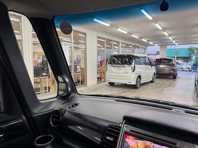 N-BOXカスタム G・Lパッケージ/下取直販車/23年製夏タイヤ/禁煙車 冬タイヤ付/片側自動スライドドア/純正7インチナビ/ワンセグ/ETC/バックカメラ/LEDライト/CD/DVD/オートライト/保証・取説あり/スペアキー/リアスポイラー/フォグランプ(46枚目)