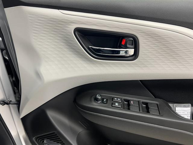 スイフト XG 4WD/禁煙車/2024年製タイヤ/レーダークルコン/ ブラインドスポットモニター/コーナーセンサー/メモリーナビ/ブルートゥース/フルセグ/DVD/HDMI&USBポート/シートヒーター/オートハイビーム/LEDヘッドライト/ミラーヒーター/スマートキー(46枚目)